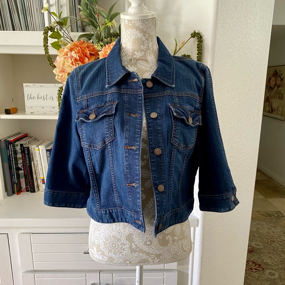 Lightweight 3/4 sleeve denim jacket. NWOT.